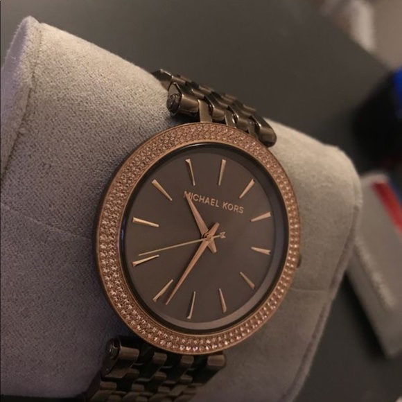 Michael Kors Women’s Watch - Picture 3 of 8